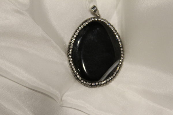 Onyx crystal paved surround Pendant